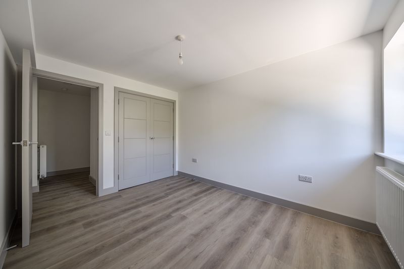 Master bedroom- click for photo gallery